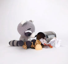 Load image into Gallery viewer, 13 Large Woodland Animals - Pattern Pack