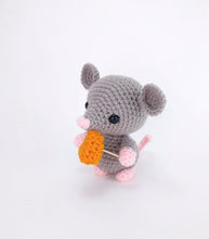 Load image into Gallery viewer, Maxwell the Mouse