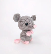 Load image into Gallery viewer, Maxwell the Mouse
