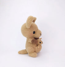 Load image into Gallery viewer, Kangaroo and Baby Crochet Pattern