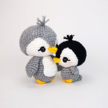 Load image into Gallery viewer, Mama Penguin and Baby Piper