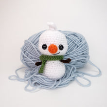 Load image into Gallery viewer, Snowbert the Snowman