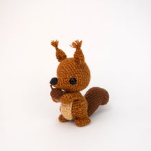 Load image into Gallery viewer, 13 Small Woodland Animals - Pattern Pack
