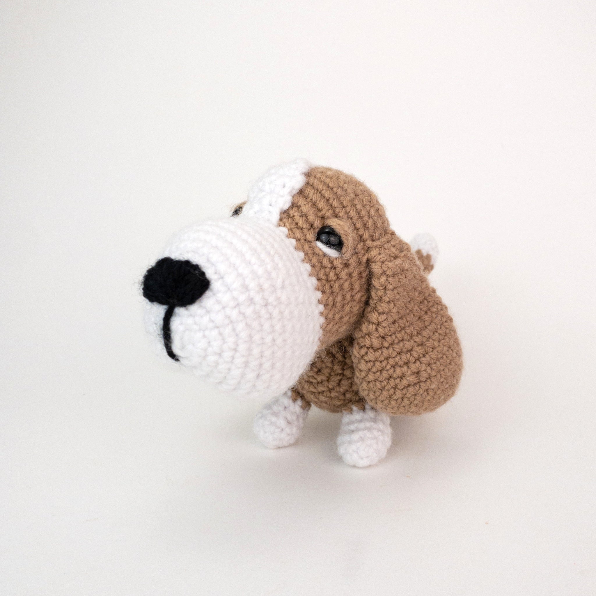 Amigurumi con lana terciopelo  Crochet dog patterns, Crochet dog, Amigurumi  pattern